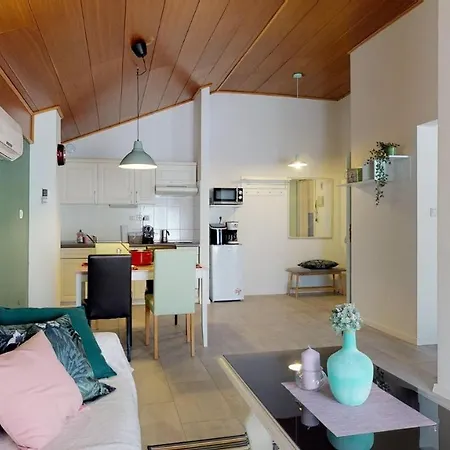 بيت ضيافة Casa Bionda Cittanova 5*